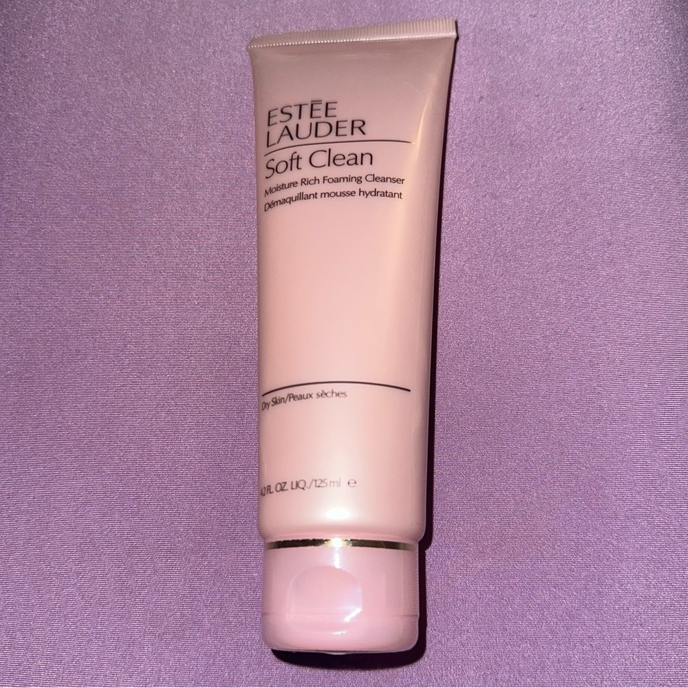 Estee Lauder Soft Clean Foaming Cleanser